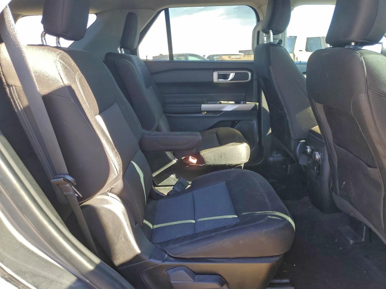 2023 FORD EXPLORER XLT photo 11