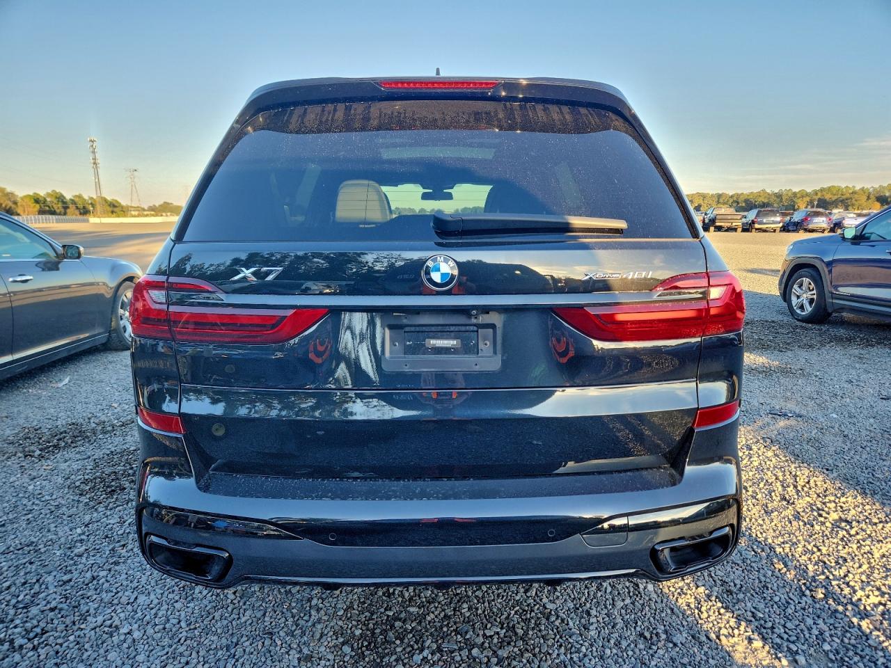 2021 BMW X7 XDRIVE40I photo 11