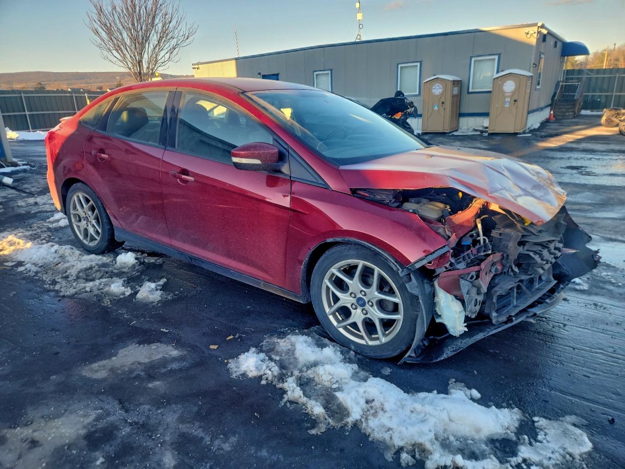 2015 FORD FOCUS SE photo 7