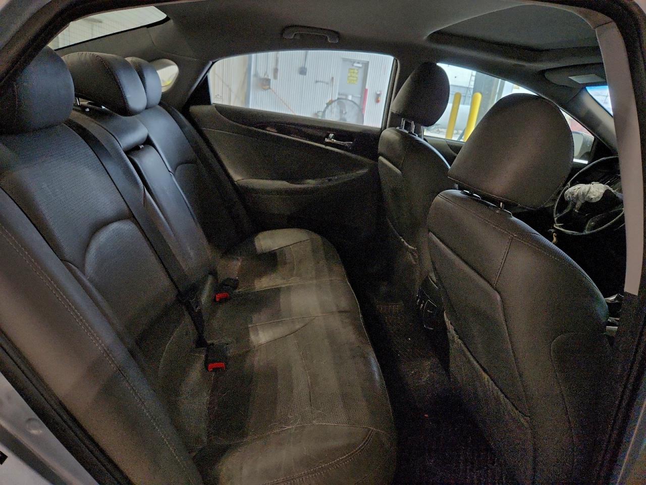 2014 HYUNDAI SONATA SE photo 10