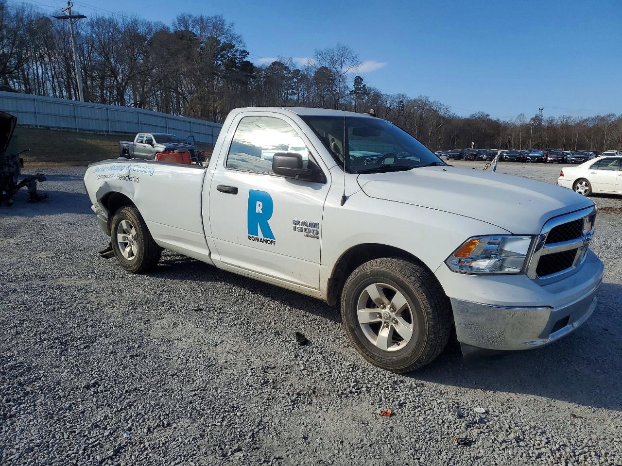 2022 RAM 1500 CLASSIC TRADESMAN photo 4