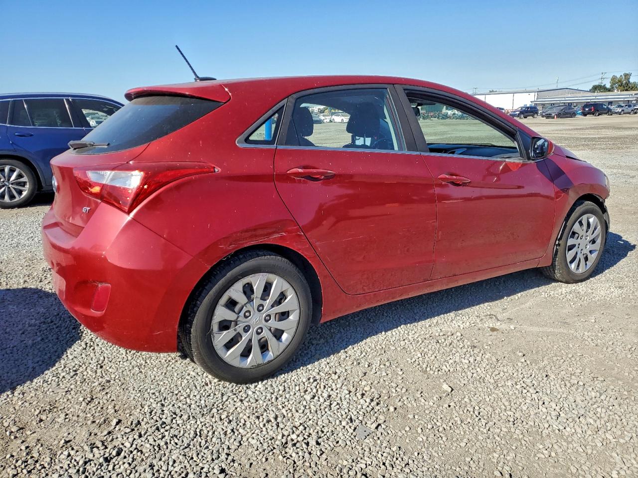 2017 HYUNDAI ELANTRA GT photo 3