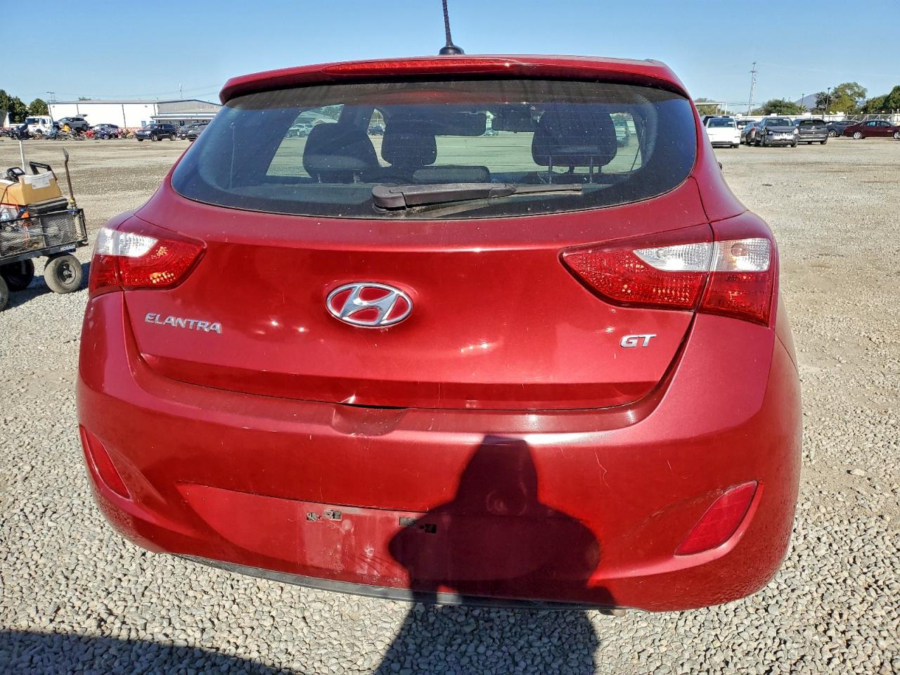 2017 HYUNDAI ELANTRA GT photo 6