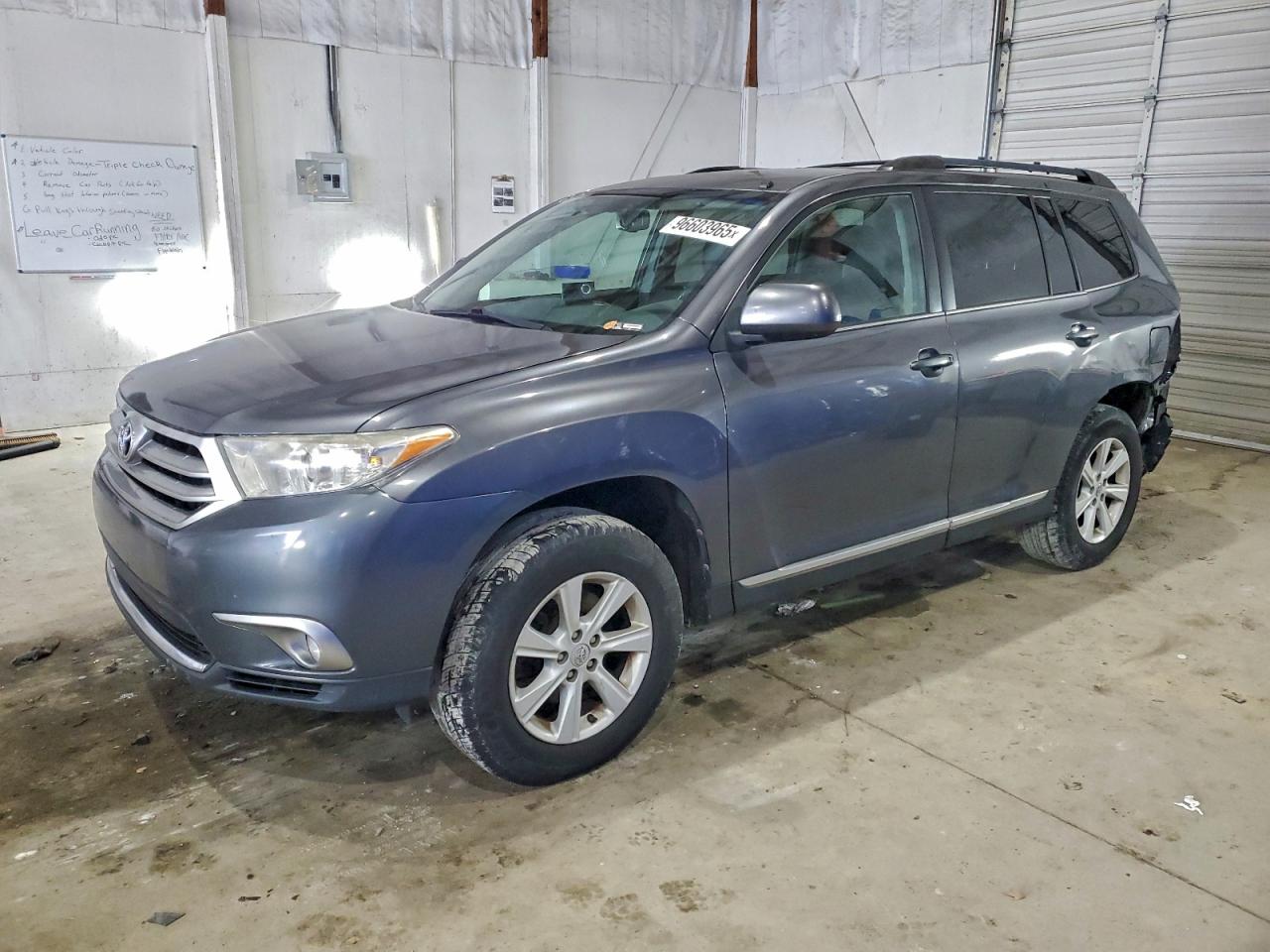 2013 TOYOTA HIGHLANDER
