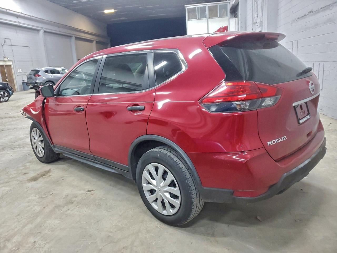 2017 NISSAN ROGUE S photo 2