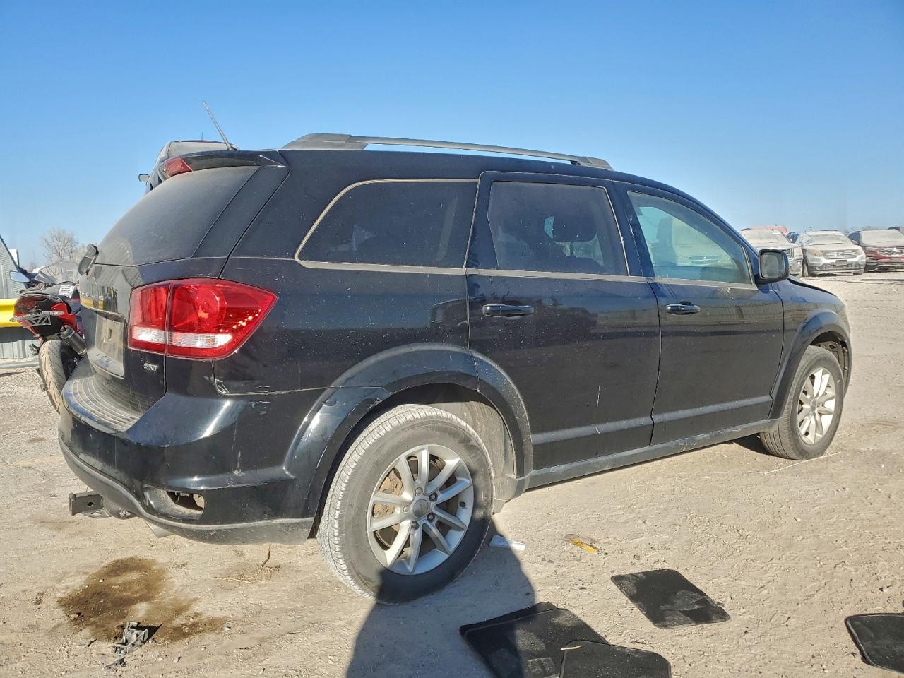 2017 DODGE JOURNEY SXT photo 3
