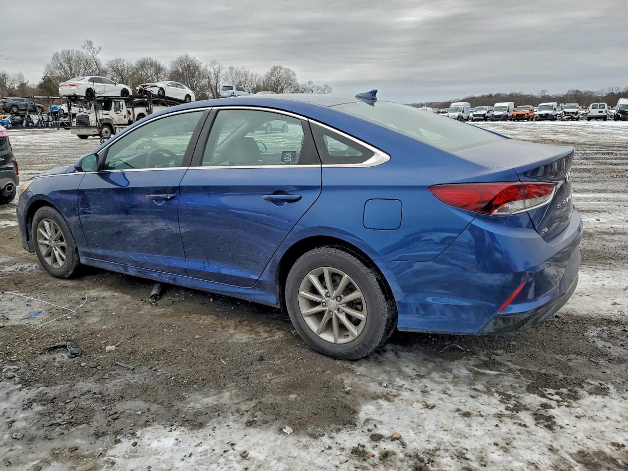 2018 HYUNDAI SONATA SE photo 3