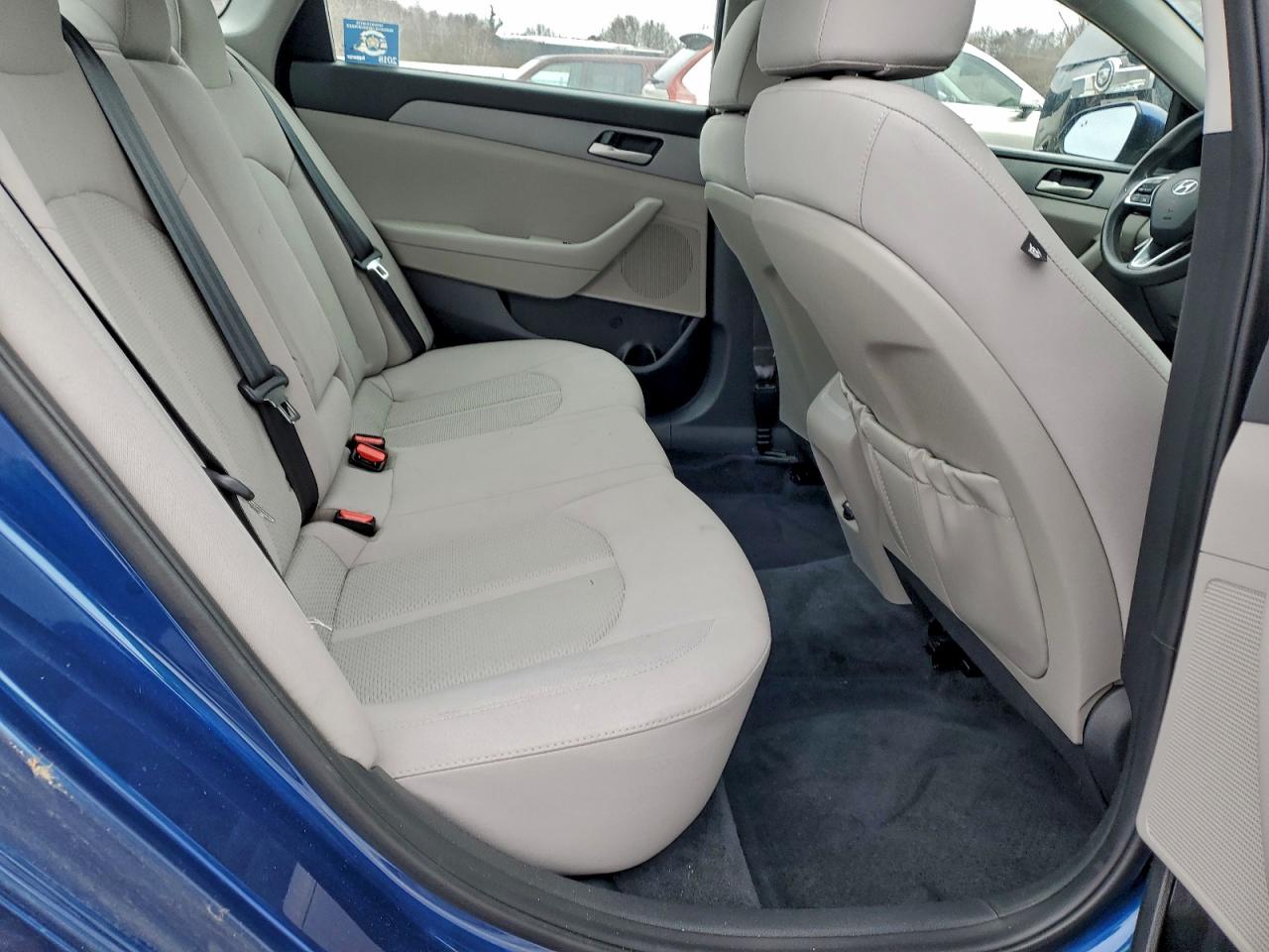 2018 HYUNDAI SONATA SE photo 19