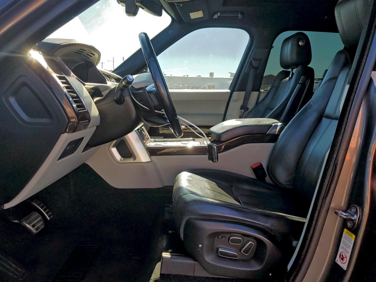 2014 LAND ROVER RANGE ROVER SUPERCHARGED photo 7