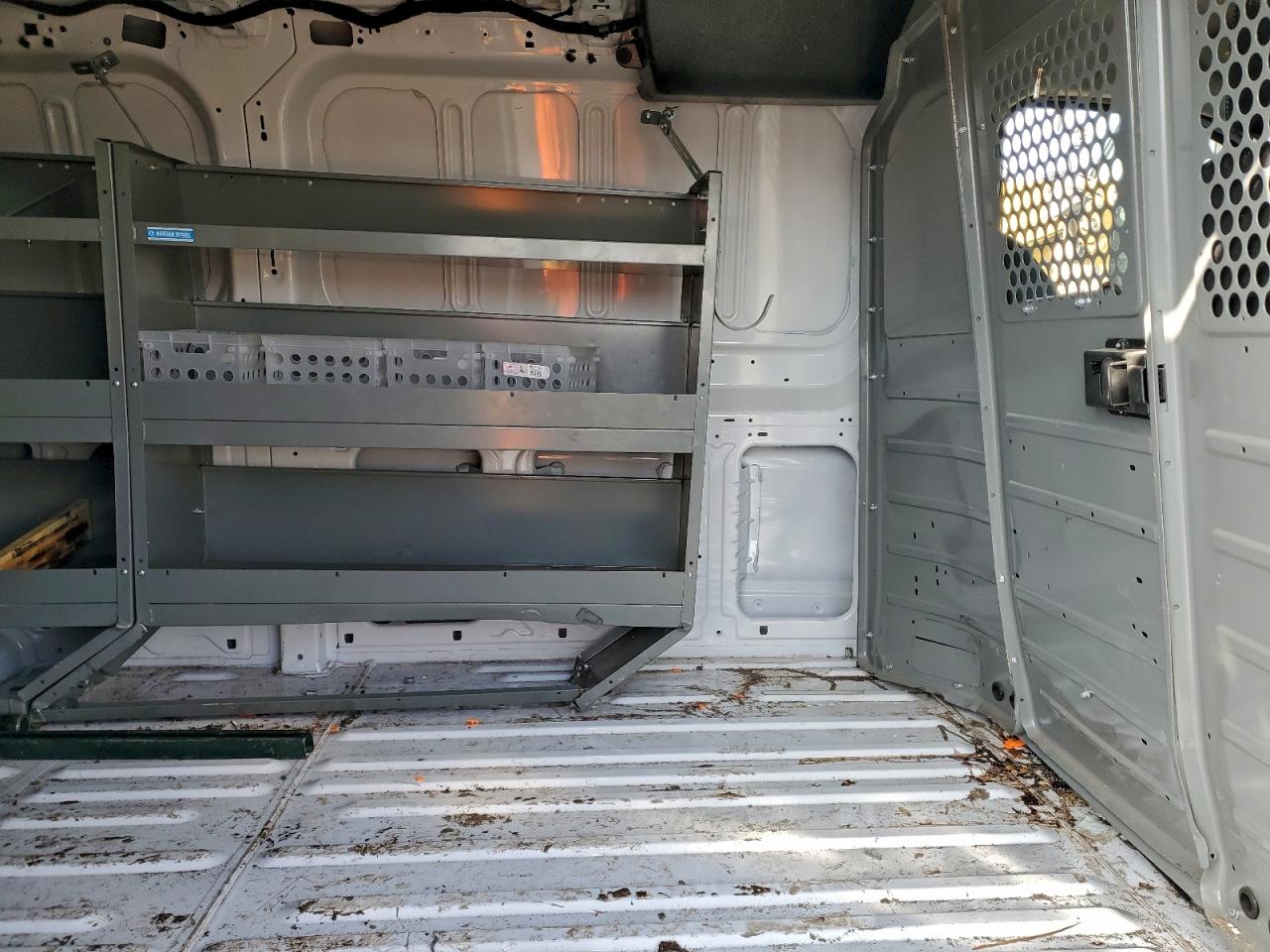 2025 FORD TRANSIT T-350 photo 11