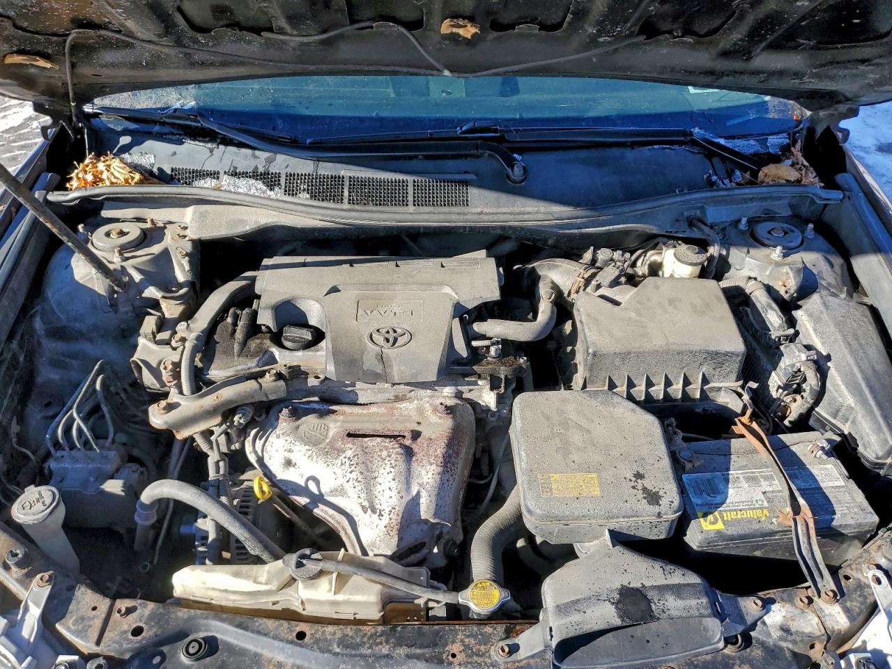 2014 TOYOTA CAMRY L photo 11