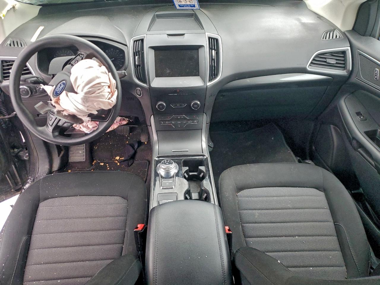 2020 FORD EDGE SE photo 8