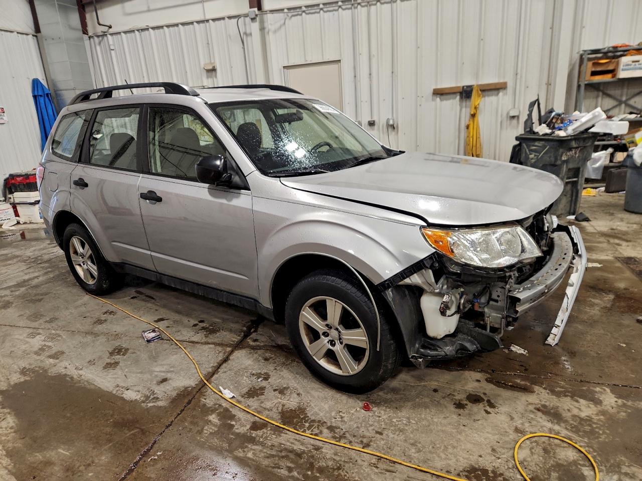 2013 SUBARU FORESTER 2.5X photo 4