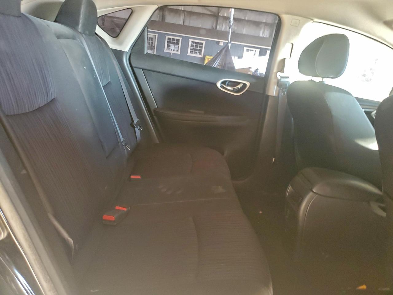 2019 NISSAN SENTRA S photo 10