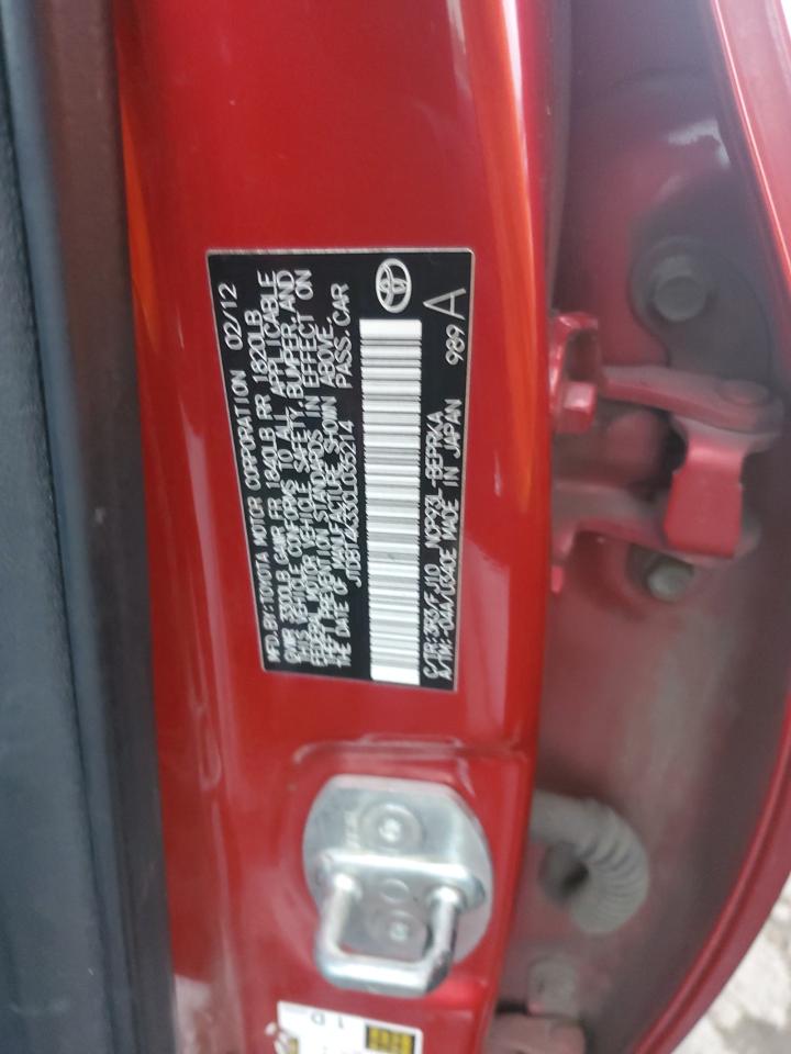 2012 TOYOTA YARIS photo 12