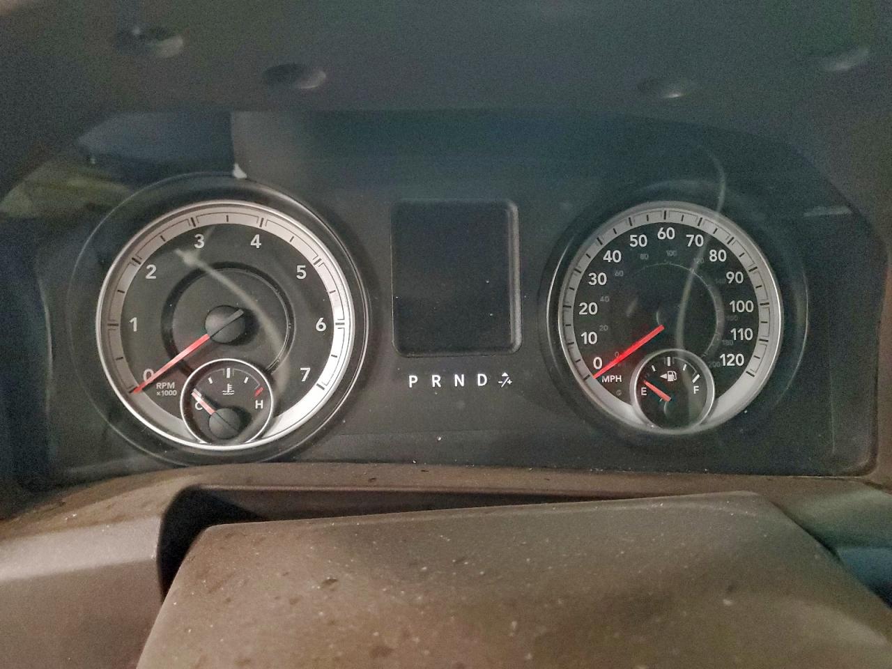 2014 RAM 1500 SLT photo 9