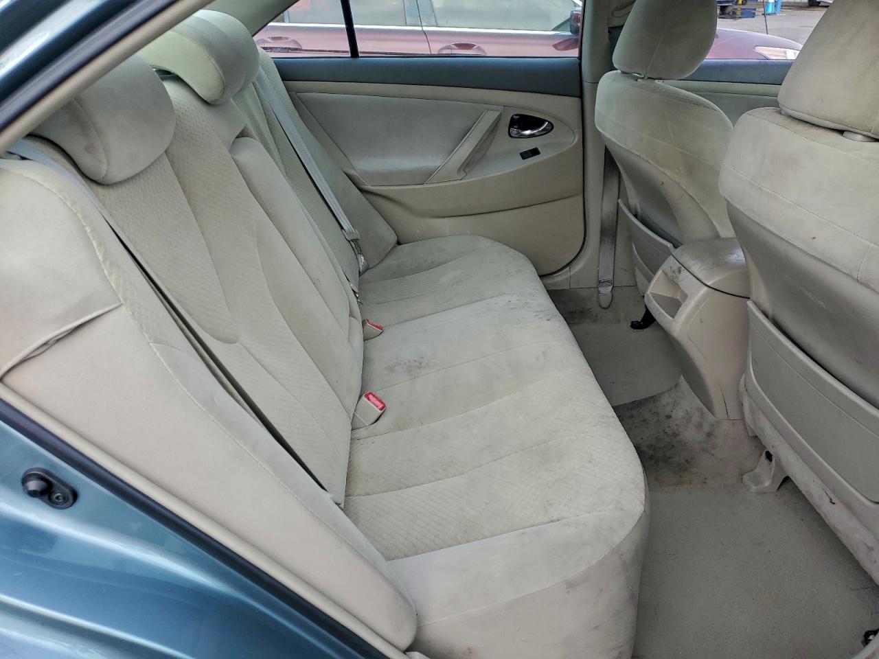 2009 TOYOTA CAMRY BASE photo 10