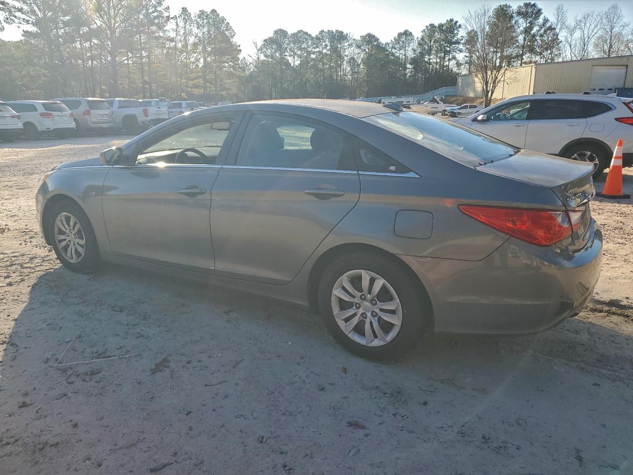 2012 HYUNDAI SONATA GLS photo 2