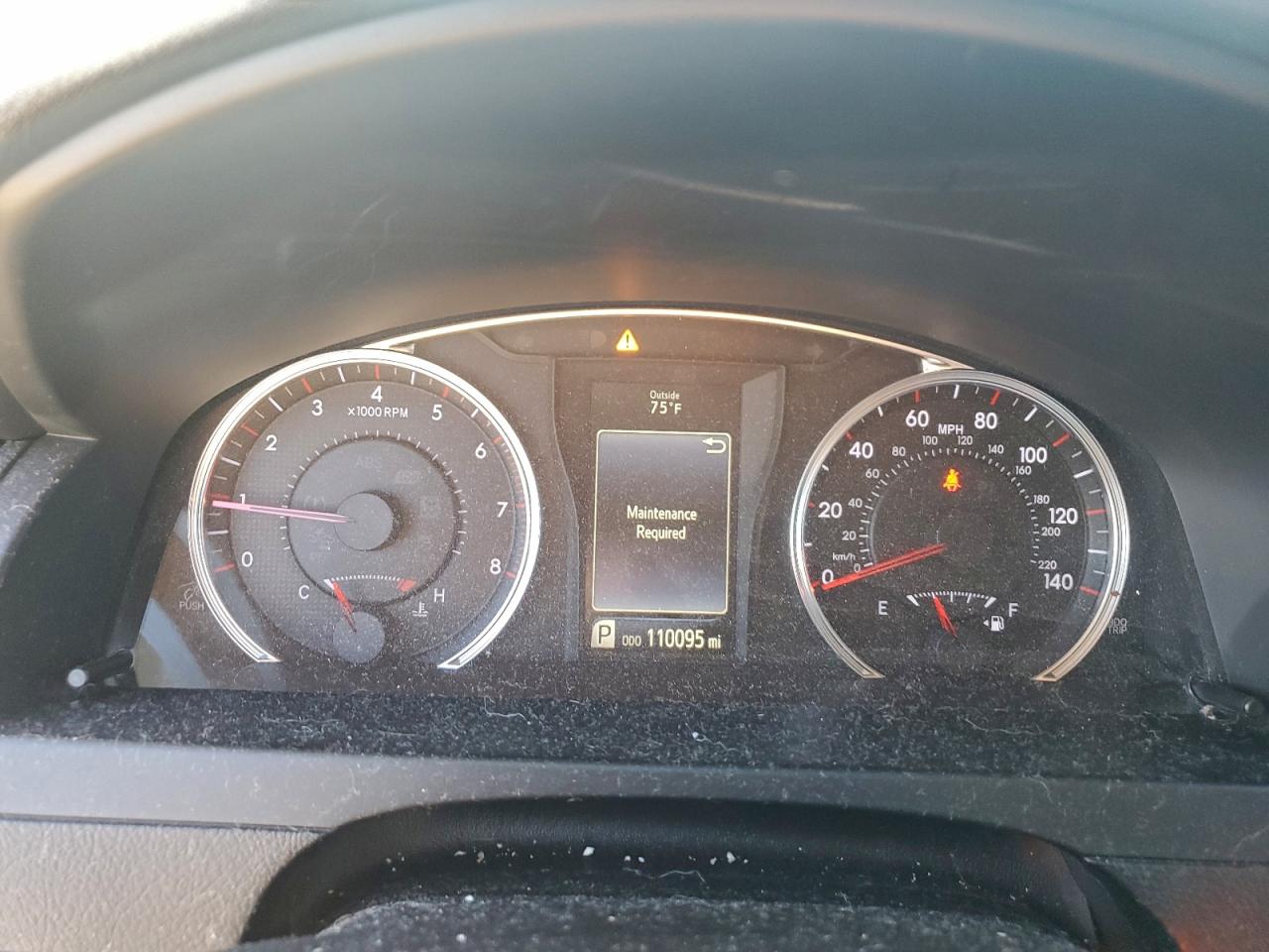 2017 TOYOTA CAMRY LE photo 9