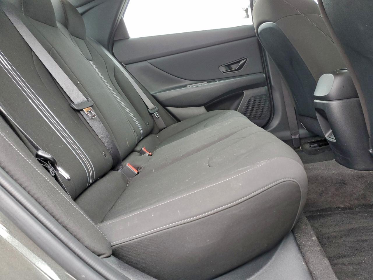 2025 HYUNDAI ELANTRA SEL SPORT photo 10