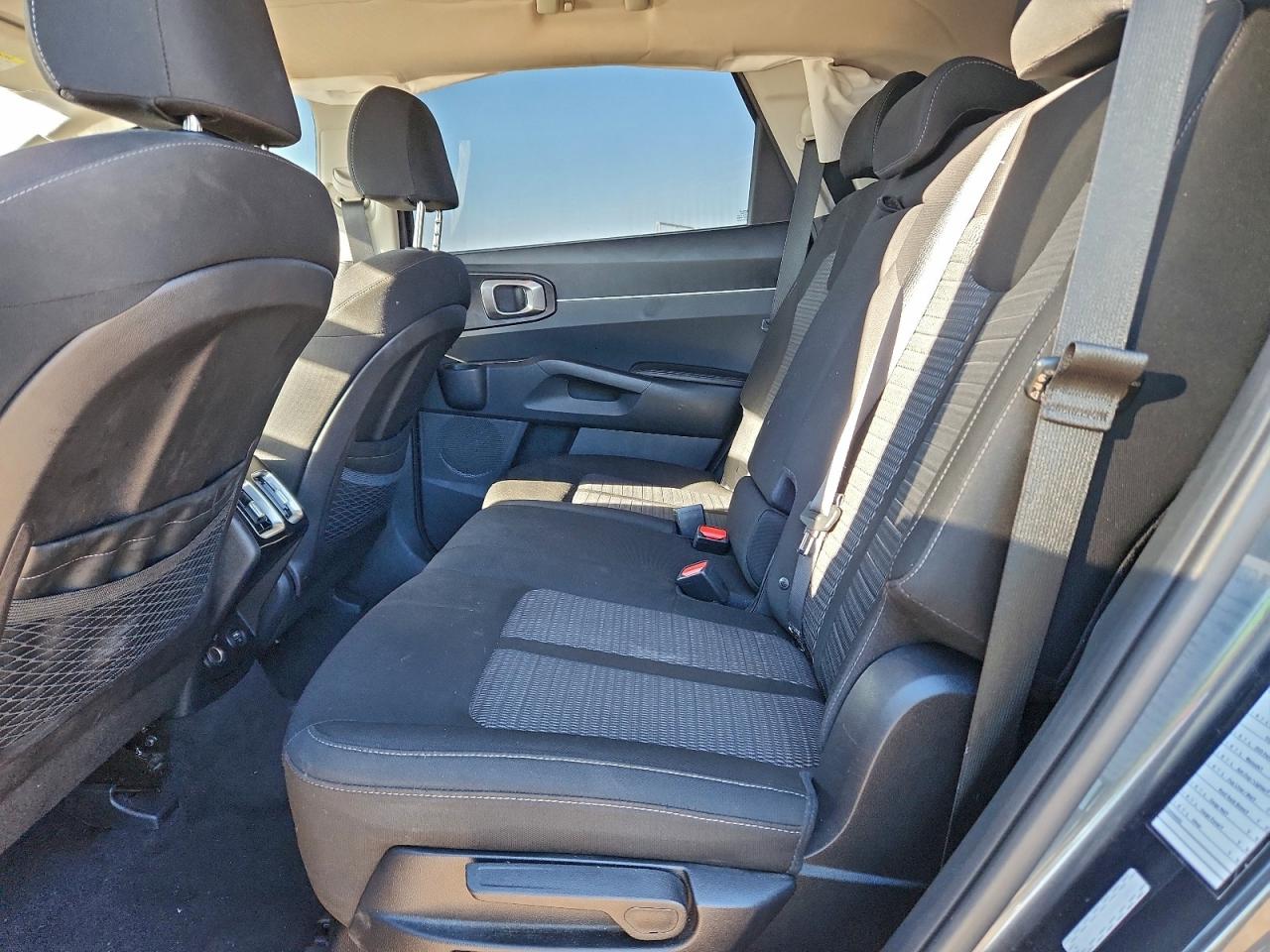2022 KIA SORENTO LX photo 11