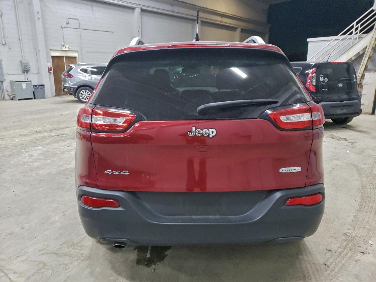 2015 JEEP CHEROKEE LATITUDE photo 6