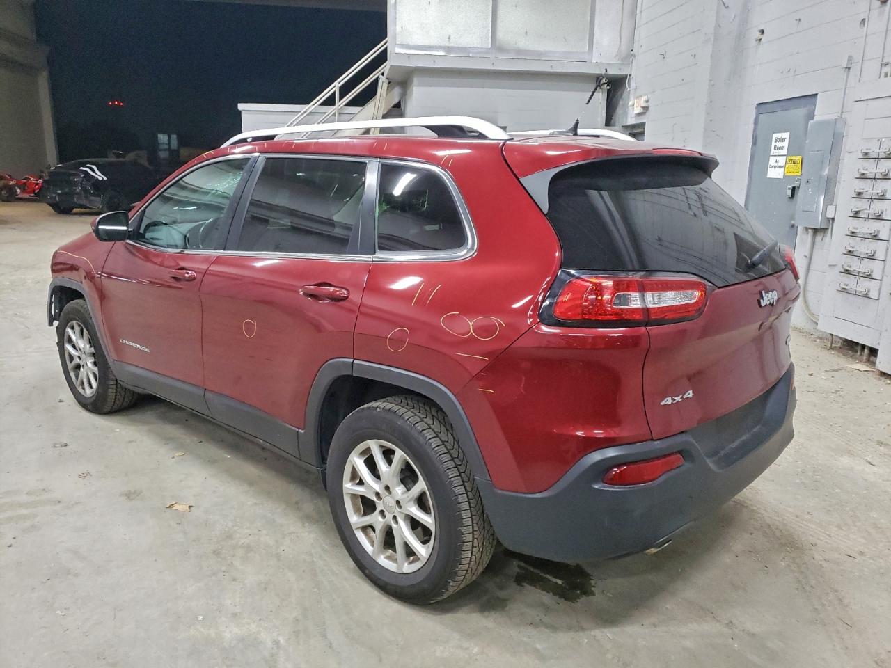 2015 JEEP CHEROKEE LATITUDE photo 2