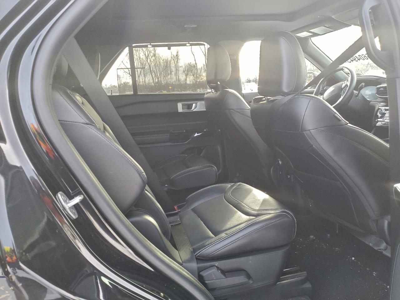2021 FORD EXPLORER ST photo 11