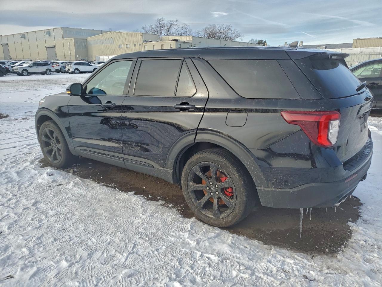 2021 FORD EXPLORER ST photo 2