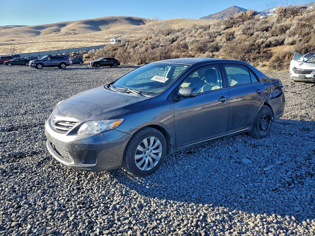 2013 TOYOTA COROLLA