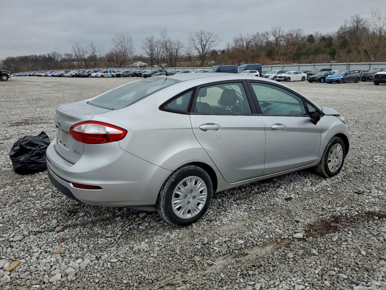 2018 FORD FIESTA S photo 3