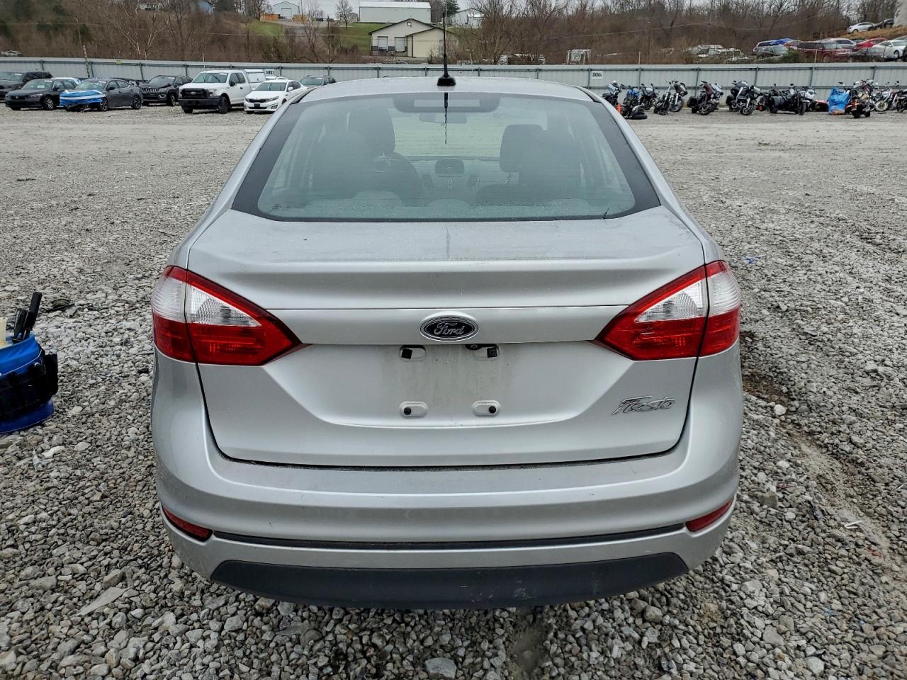 2018 FORD FIESTA S photo 6