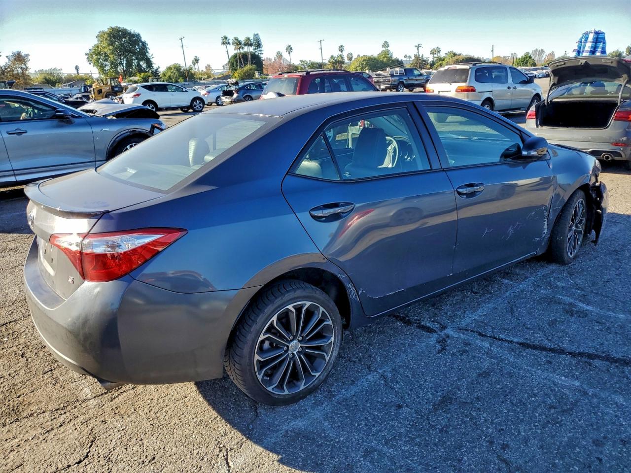 2016 TOYOTA COROLLA L photo 3