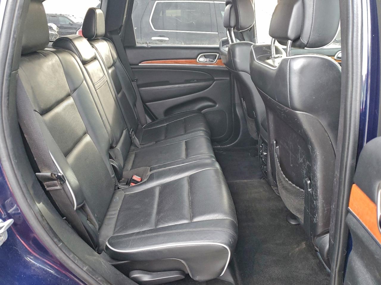2012 JEEP GRAND CHEROKEE OVERLAND photo 11