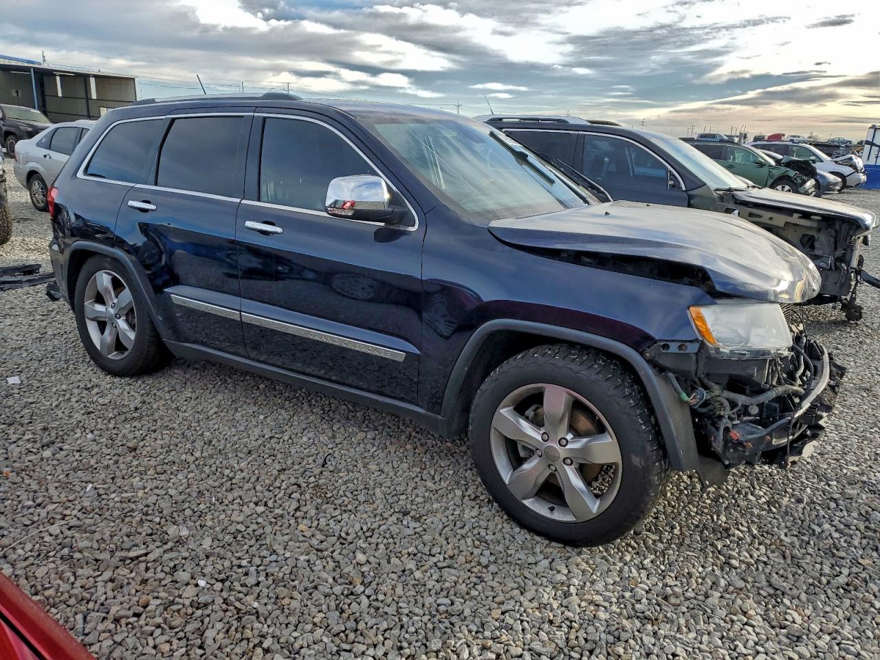 2012 JEEP GRAND CHEROKEE OVERLAND photo 4
