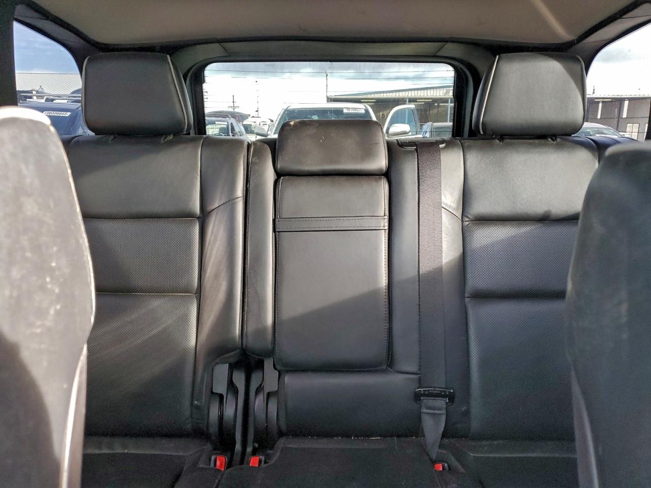 2012 JEEP GRAND CHEROKEE OVERLAND photo 10