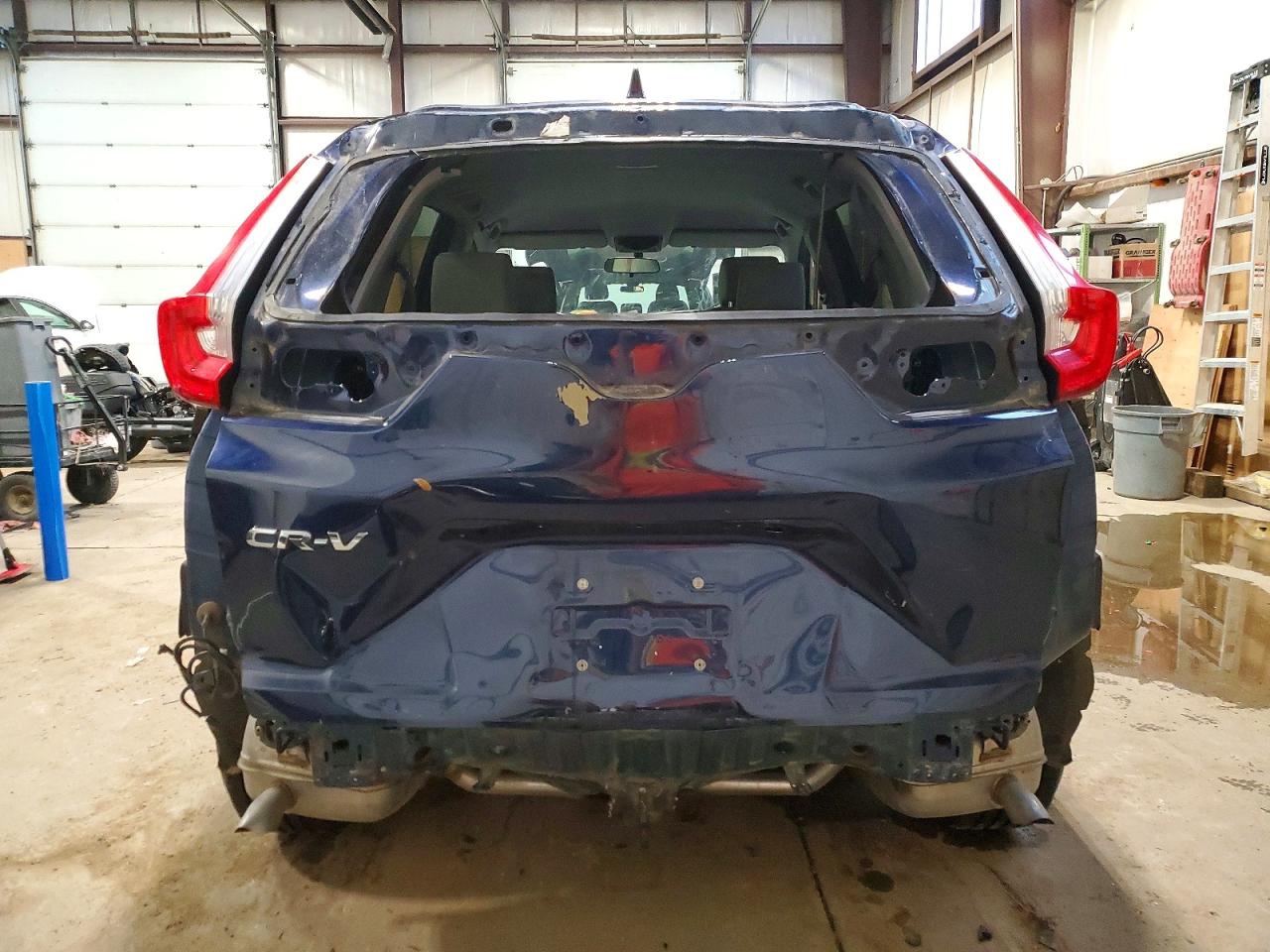 2017 HONDA CR-V LX photo 6