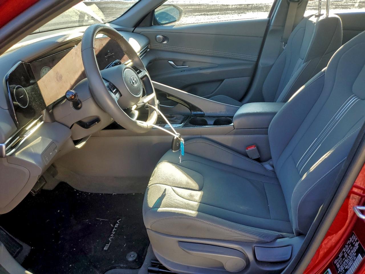 2023 HYUNDAI ELANTRA SEL photo 7