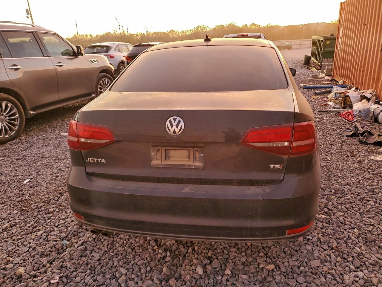 2016 VOLKSWAGEN JETTA S photo 11