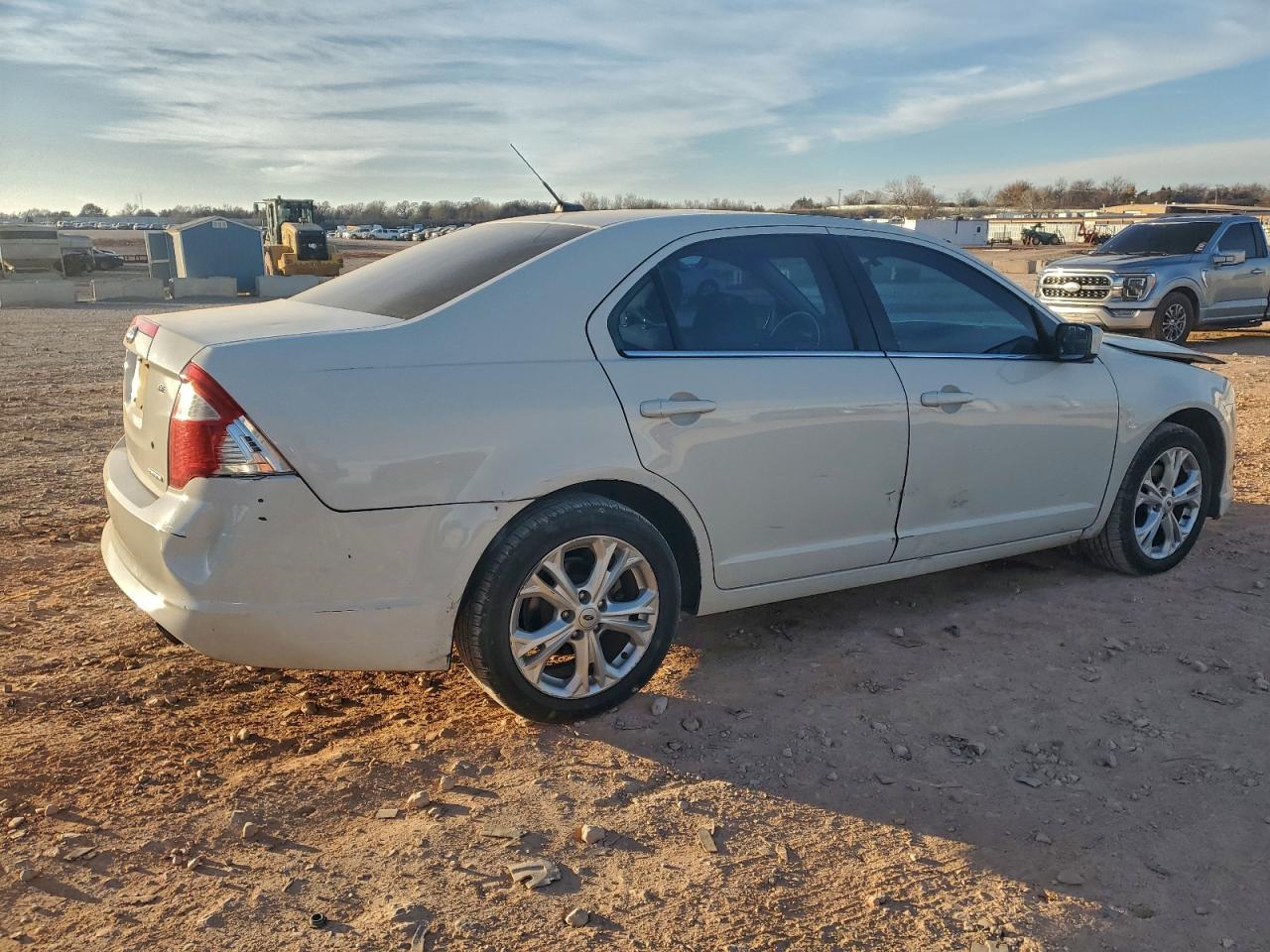 2012 FORD FUSION SE photo 5