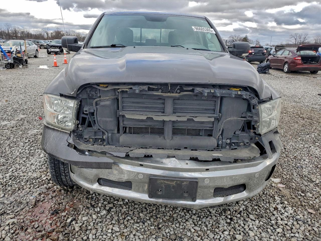 2019 RAM 1500 CLASSIC SLT photo 5