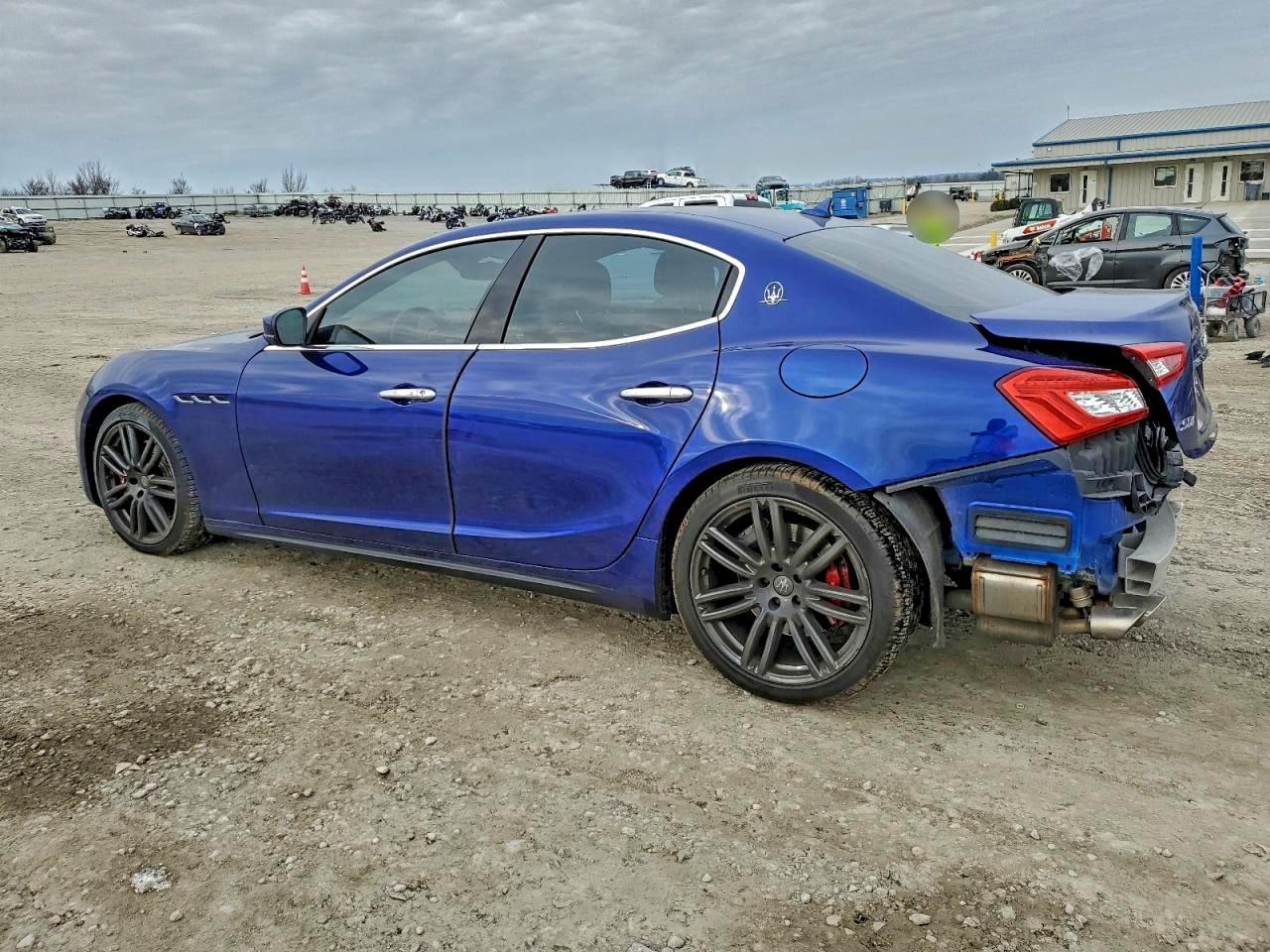 2018 MASERATI GHIBLI S photo 2
