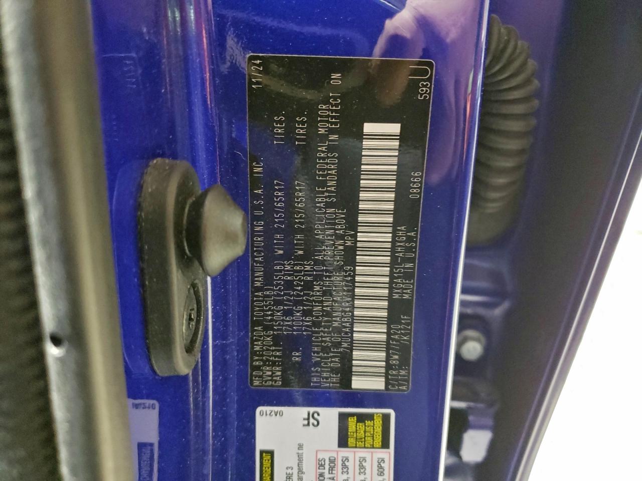 2024 TOYOTA COROLLA CROSS LE photo 13
