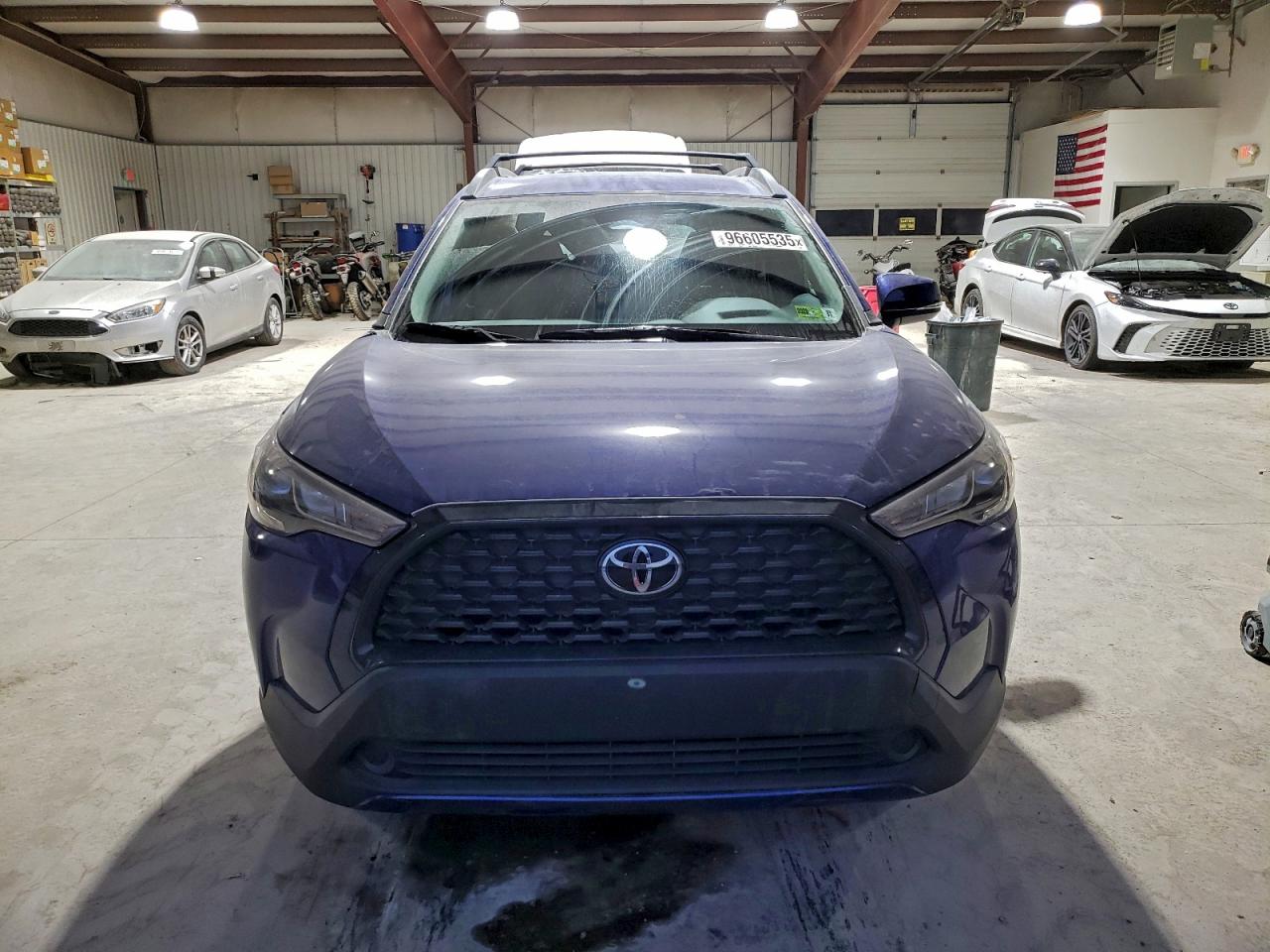 2024 TOYOTA COROLLA CROSS LE photo 5