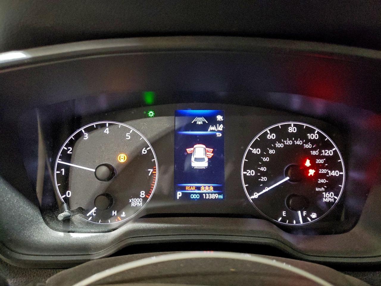 2024 TOYOTA COROLLA CROSS LE photo 9
