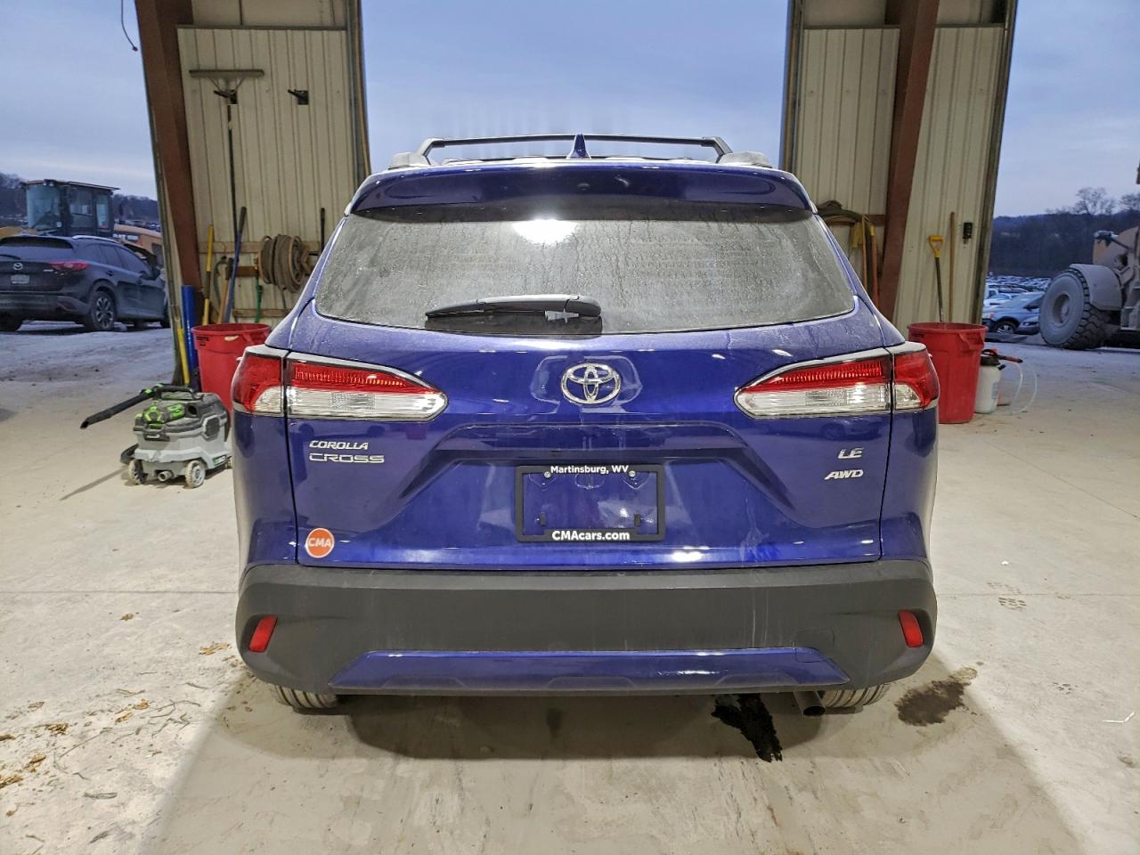 2024 TOYOTA COROLLA CROSS LE photo 6