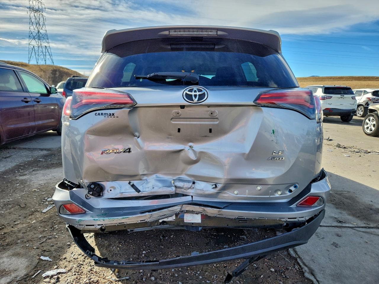 2018 TOYOTA RAV4 LE photo 6
