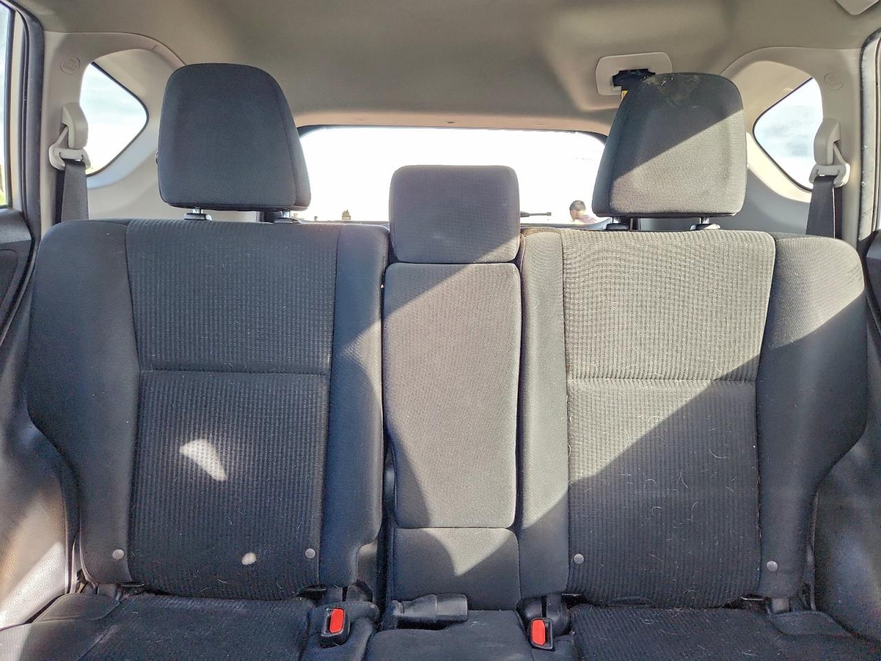 2018 TOYOTA RAV4 LE photo 10