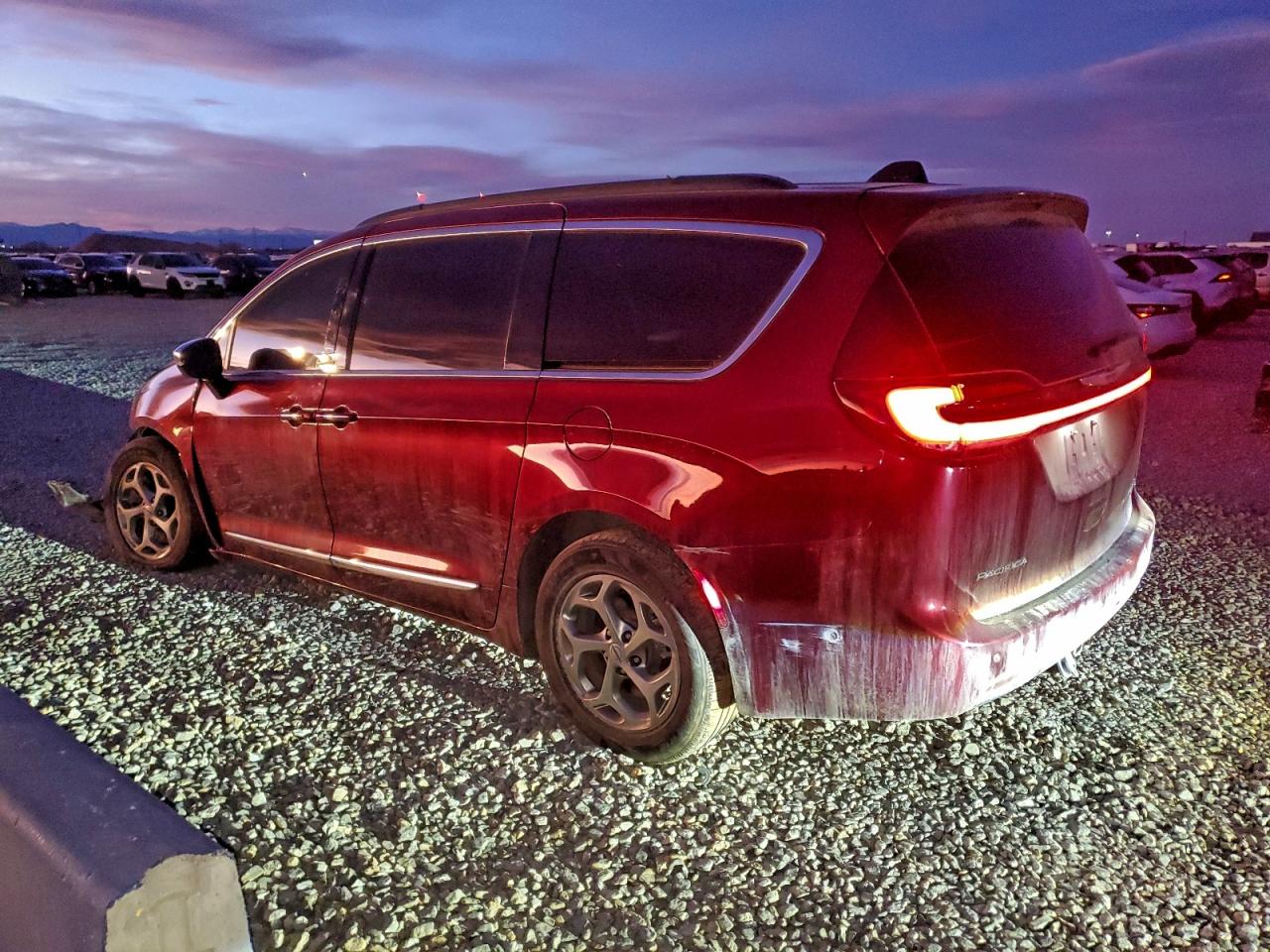 2023 CHRYSLER PACIFICA LIMITED photo 2