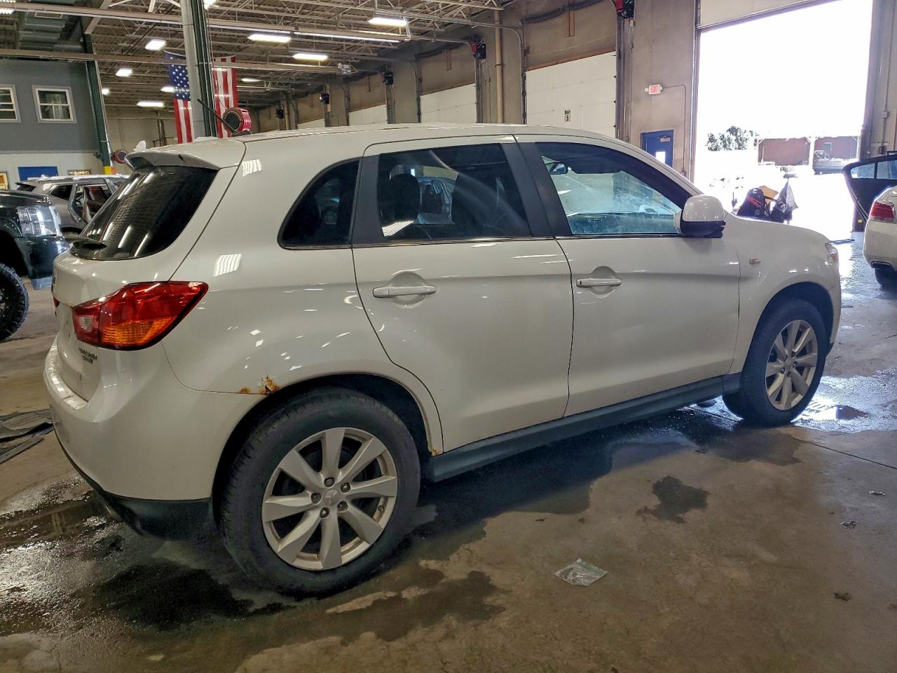 2014 MITSUBISHI OUTLANDER SPORT SE photo 3